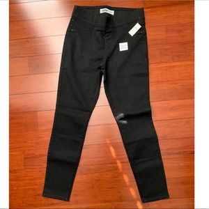NWT Old Navy pull on Jeggings